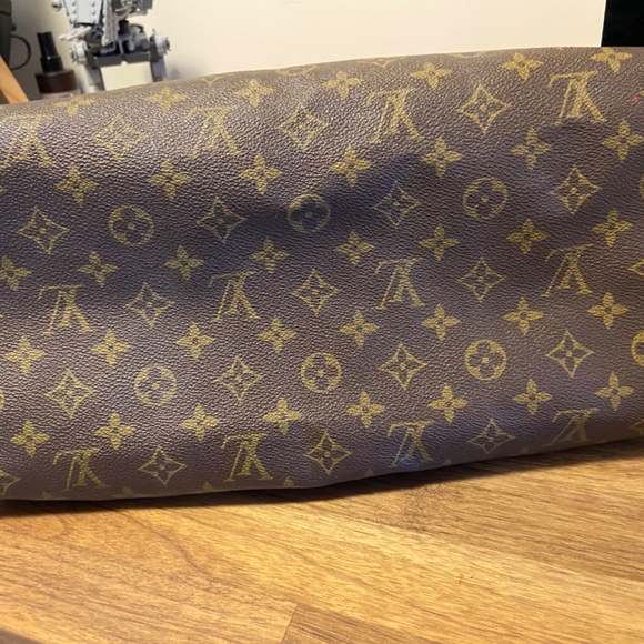 Louis Vuitton speedy 35 ($750 private) - Picture 10 of 11